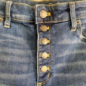 Universal Threads: Women's denim shorts, size 16/33R